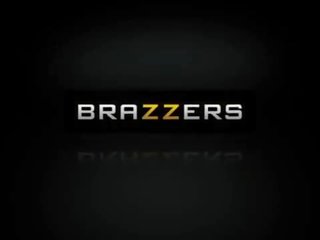 Brazzers - besar tetek di sekolah - (rikki enam, keiran lee) - duel niat